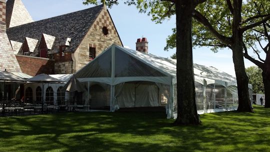 10ft wide x 25ft walkway tents to buffet